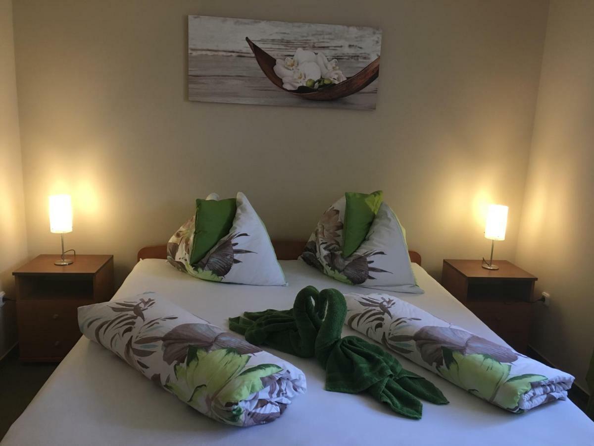 Orchidea Apartman Hegyko Ngoại thất bức ảnh